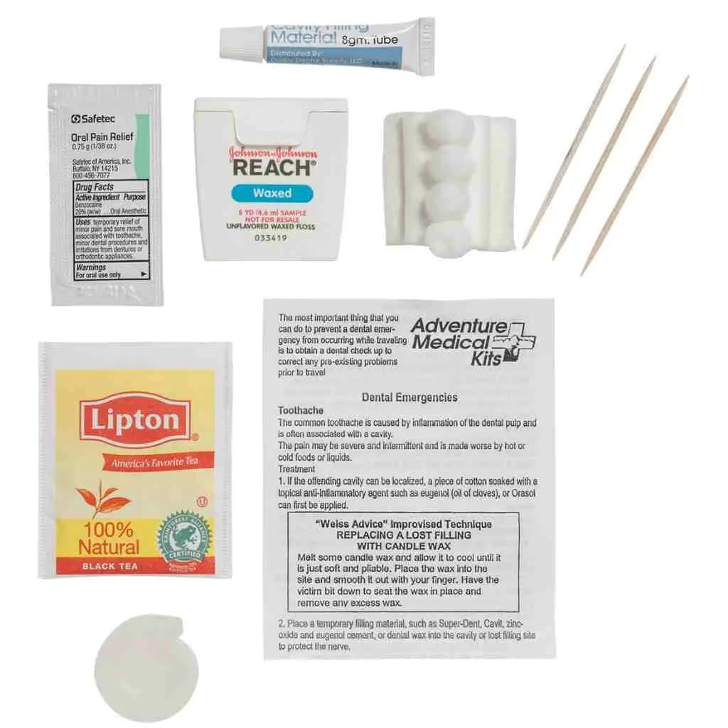Adventure Medical Kits Dental Medic - Emergency First Aid Kit for Teeth [Waterproof, Pocket-Sized, Benzocaine 20%]