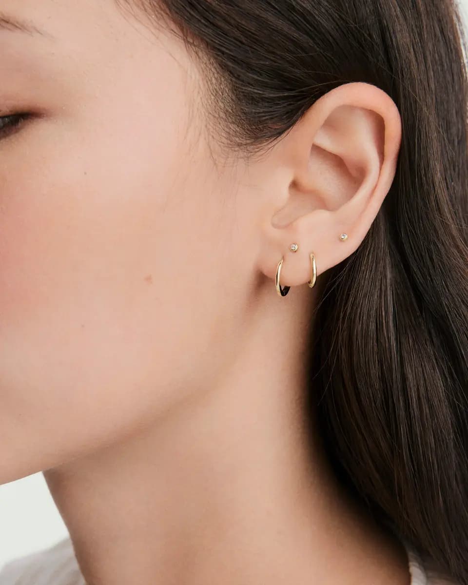 Mejuri Easy Huggie Hoops 10k Yellow Gold [10k Yellow Gold, 12 mm, 1.3 mm]