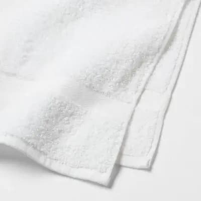 Room Essentials Bath Towel White - Room Essentialsâ„¢: Lightweight Cotton-Polyester Blend, Terry Construction, OEKO-TEX Certified [Lightweight (300-450 GSM), 19001753 AITEX, OEKO-T