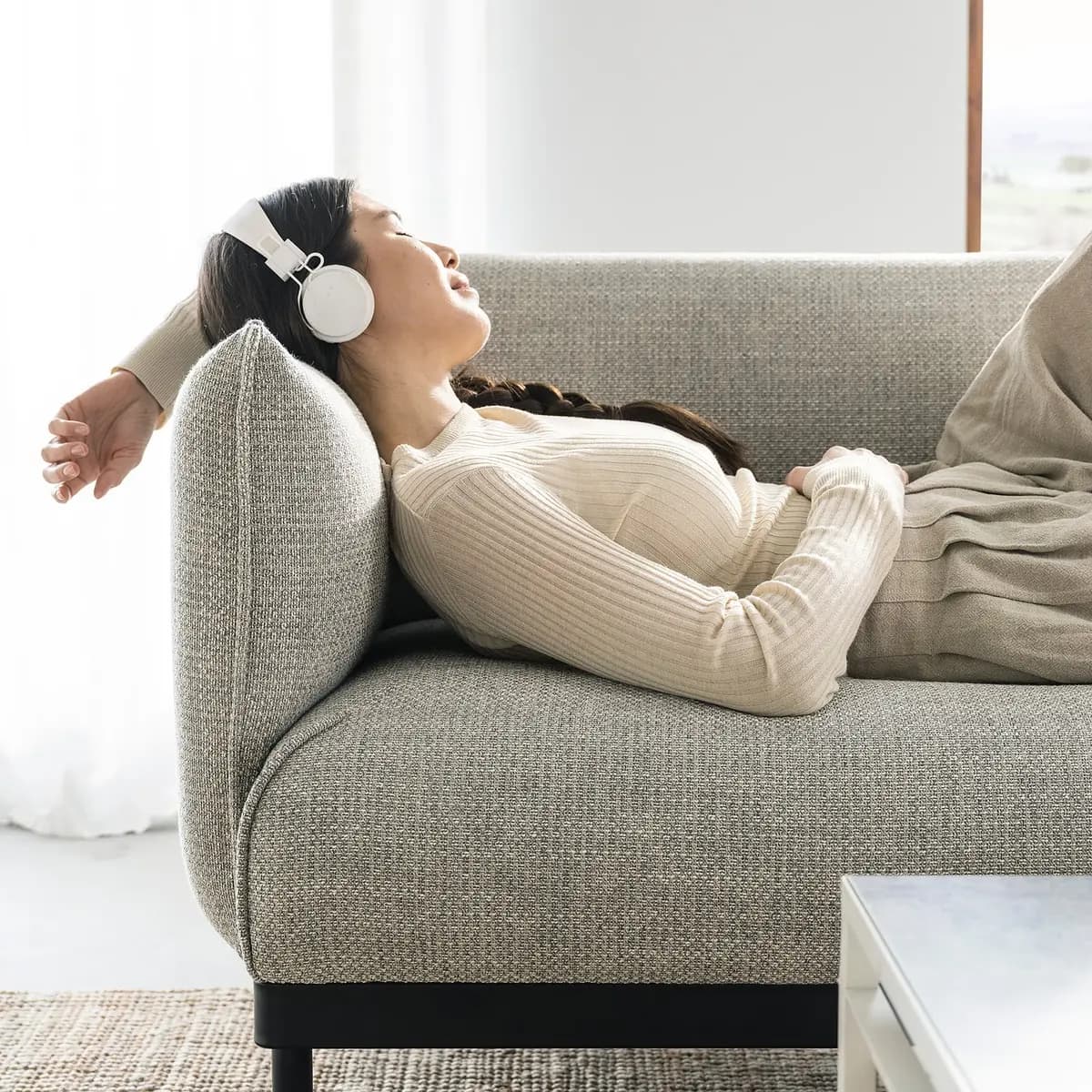 IKEA ÄPPLARYD Sofa, Lejde light gray [Width 91 ", Depth 36 5/8 ", Seat height 18 1/2 "]