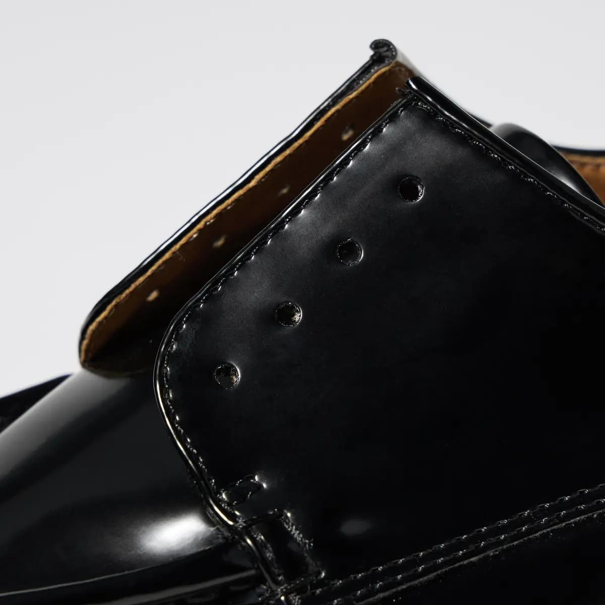 Uniqlo Lace Up Shoes Black [Imported, Do not wash, Do not dry clean, Rounded toe gently conforms to the feet.]