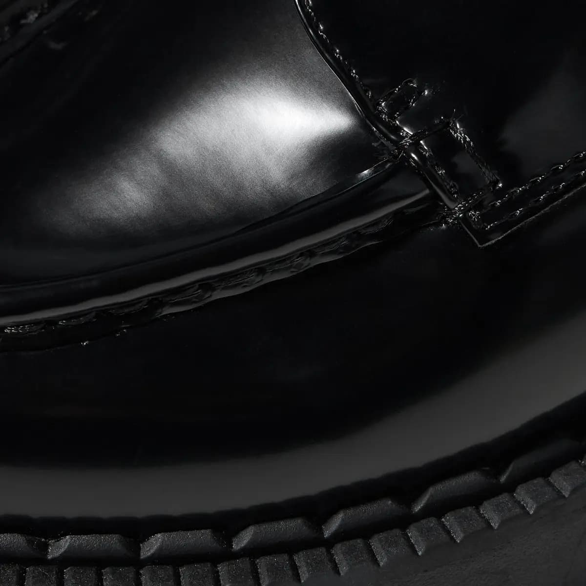 Uniqlo Lace Up Shoes Black [Imported, Do not wash, Do not dry clean, Rounded toe gently conforms to the feet.]