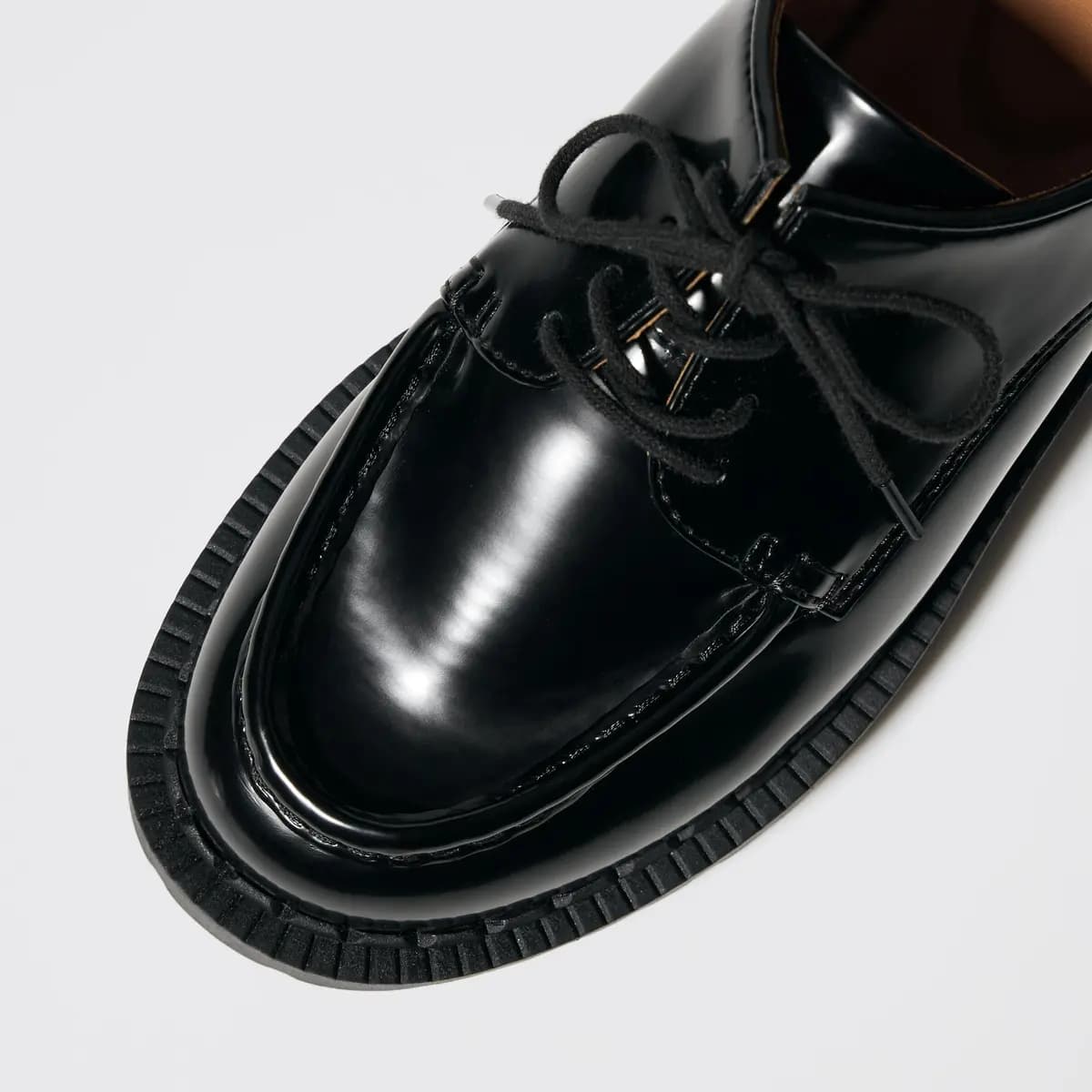 Uniqlo Lace Up Shoes Black [Imported, Do not wash, Do not dry clean, Rounded toe gently conforms to the feet.]