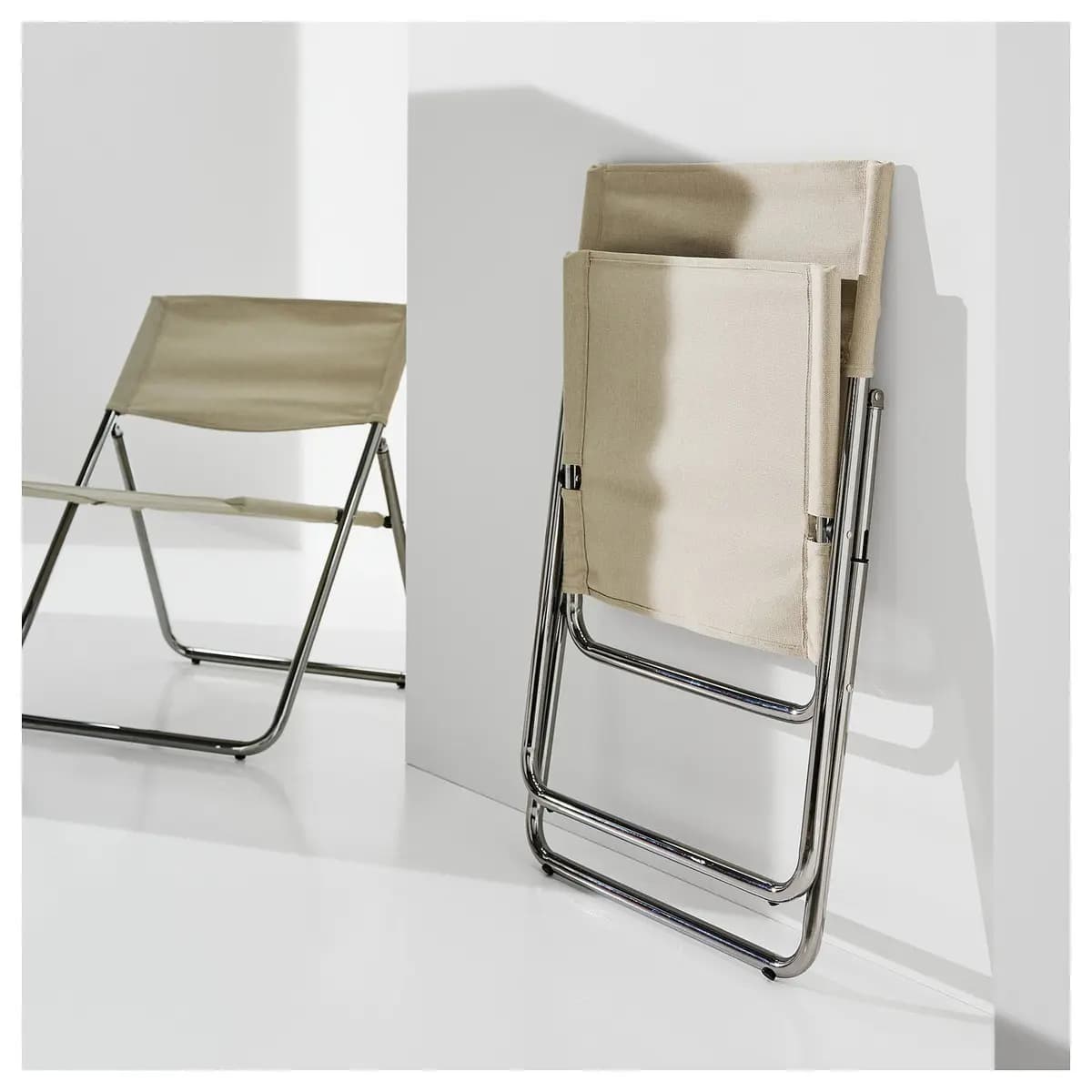 IKEA MOFALLA Chair [Width 22 7/8 ", Depth 22 1/2 ", Height 29 1/8 "]