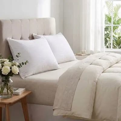 ALEEN & AJEAN Bed Pillows,Hotel Collection Bed Pillows Standard Size Set of 2 Pillows for Side and Back Sleepers, Soft Down Alternative Microfiber Filled Pillows [5 pounds, Rectang