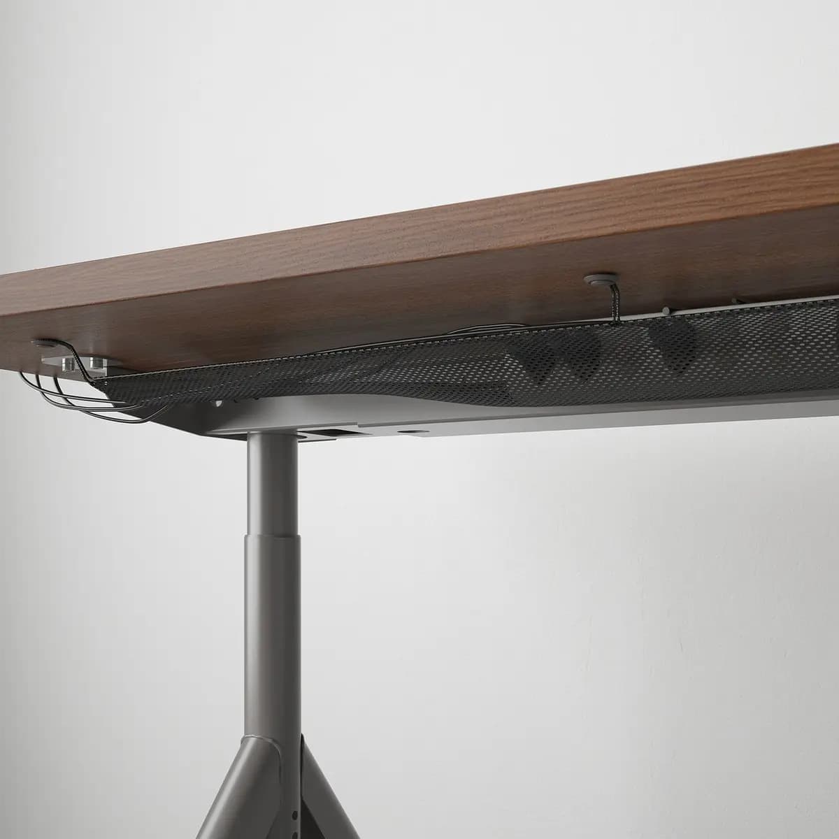 IKEA IDÅSEN Desk, brown/dark gray 63x31 1/2 " [Length 63 ", Width 31 1/2 ", Min. height 25 5/8 "]