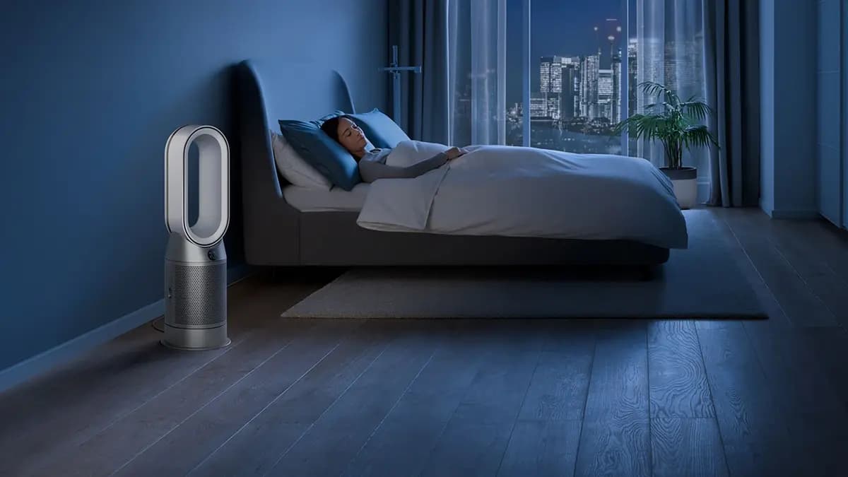 Dyson Purifier Hot+Cool HP1 (White/Silver) [11.7 lb, 350 degrees, 9.8 in]