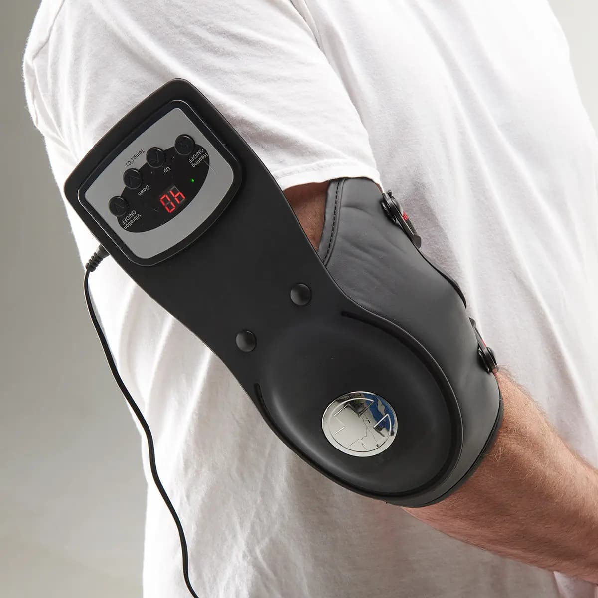 Sharper Image Heated Physiotherapy Massager [10.2" L x 9.1" W x 3.2" H, 1.1 lbs, 30 minutes]
