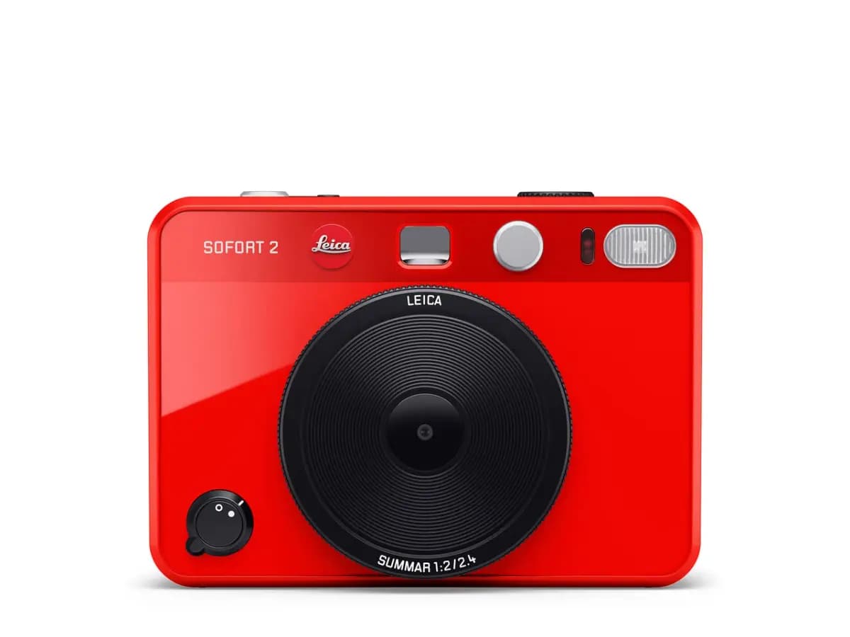 Leica SOFORT 2 Red [Clean Leica Product Design, Seamlessly connected with the Leica FOTOS app, Transfer and print all images from the Leica FOTOS App Gallery even from other Leica 