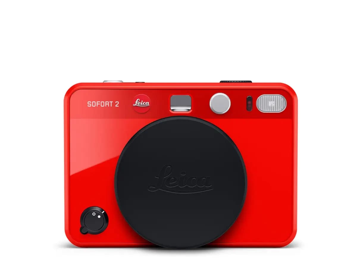 Leica SOFORT 2 Red [Clean Leica Product Design, Seamlessly connected with the Leica FOTOS app, Transfer and print all images from the Leica FOTOS App Gallery even from other Leica 