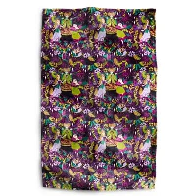 Vera Bradley Women's Outlet Disney Hocus Pocus Fleece Essential Throw Blanket Hocus Pocus Blooms and Brooms [Lightweight Fabric, 100% Polyester, Fleece]