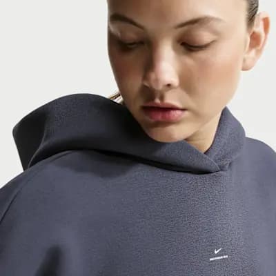 Nike Standard Issue Women's Brushed Pullover Basketball Hoodie Gridiron/Pale Ivory [Gridiron/Pale Ivory, Kangaroo pocket, Locker loop]