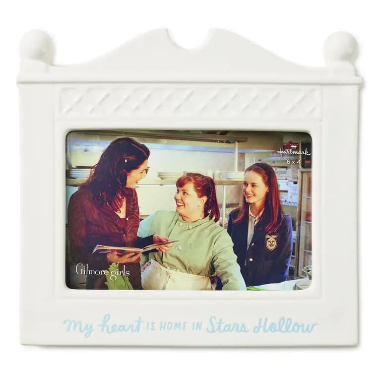 Gilmore Girls Stars Hollow Town Sign Shaped Picture Frame, 4x6 [Message My heart is home in Stars Hollow., Dimensions 7.65'' W x 7'' H x 0.5'' D, Material Ceramic and glass., Count
