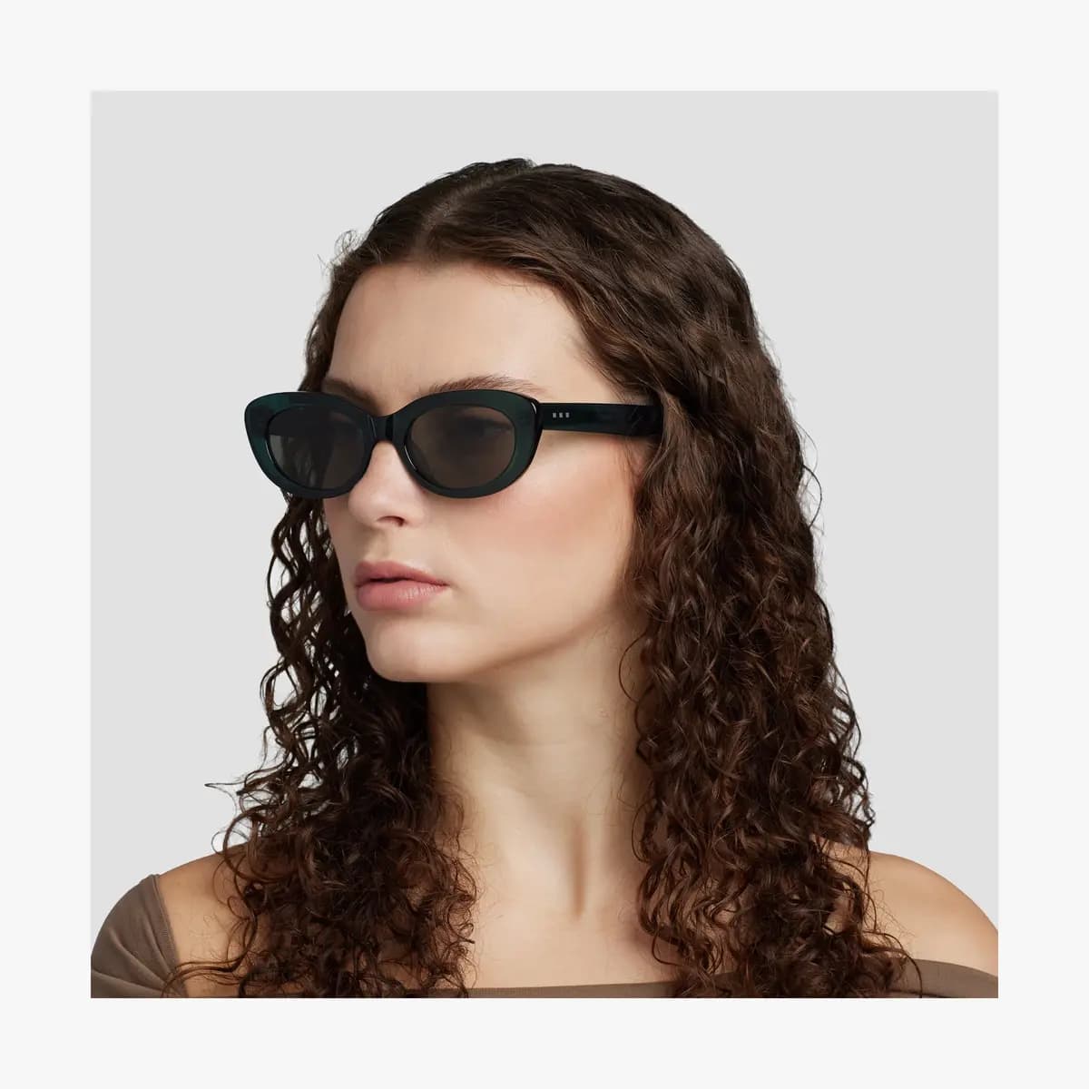 Monos Minaret Sunglasses Crystal Emerald / Grey Green Lens [Premium Mazzucchelli cellulose acetate frames, Medium, Lens colour]