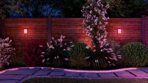 Philips Hue Scenova Rectangular Outdoor Wall Light LED [Color temperature 1000-20000 K, Ambient temperature range -13 to +113 °C, Nominal lifetime 25,000]