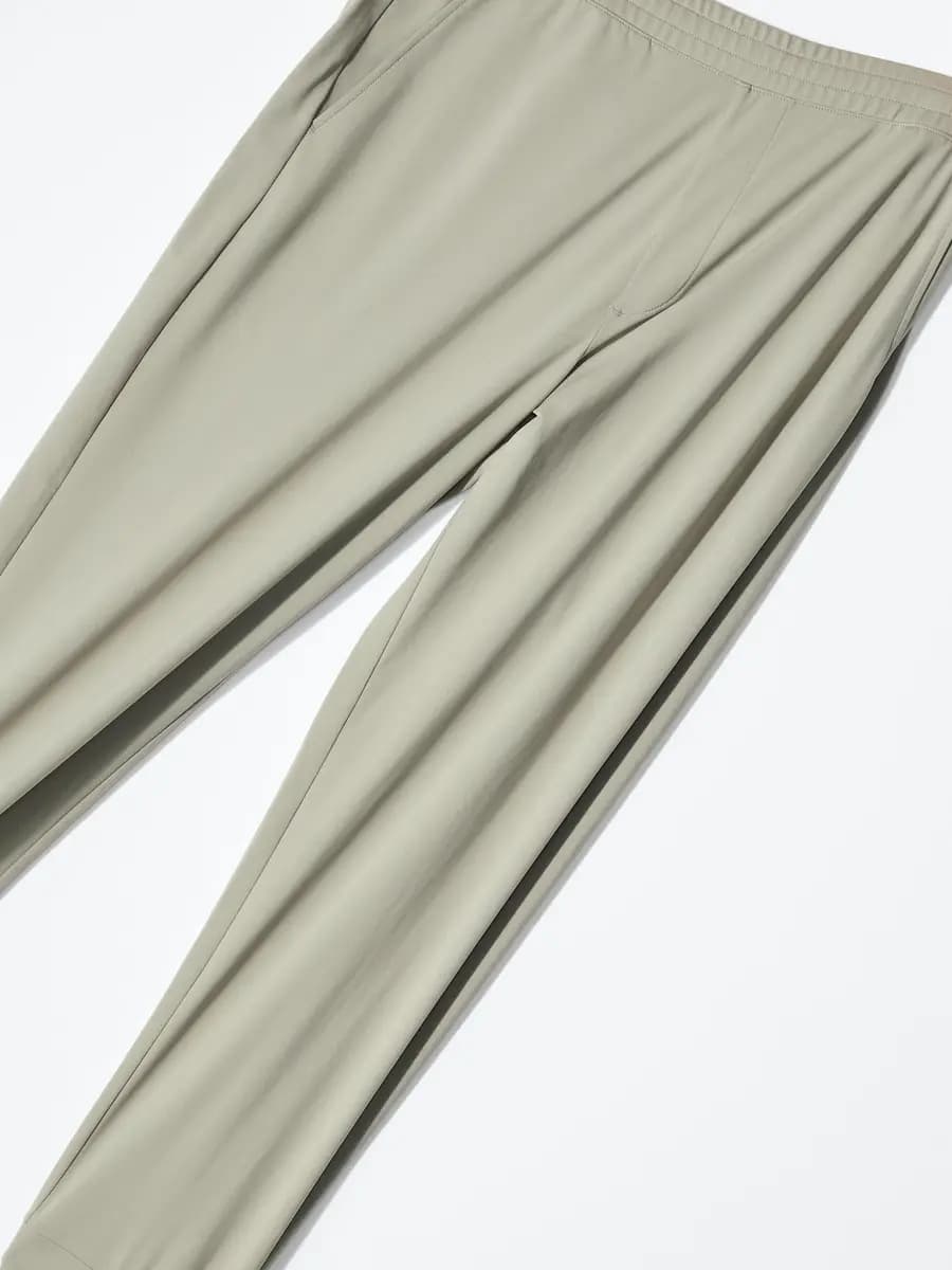Uniqlo Ultra Stretch Active Jogger Pants Beige [Imported, With quick-drying "DRY-EX" technology., Smooth "AIRism" for stay-fresh comfort.]