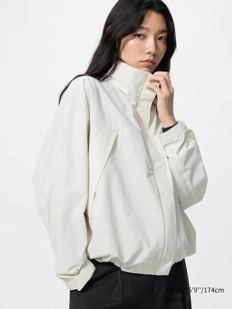 Uniqlo Windproof Stand Blouson Off White [Imported, Hand wash cold, Do not dry clean, Adjust the hem to create your own style.]