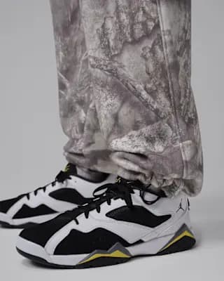 Jordan Brooklyn Men's Realtree Open-Hem Pants White/Bright Citron [Body: 71% cotton/29% polyester. Pockets: 100% cotton., Machine wash, XS-3XL]
