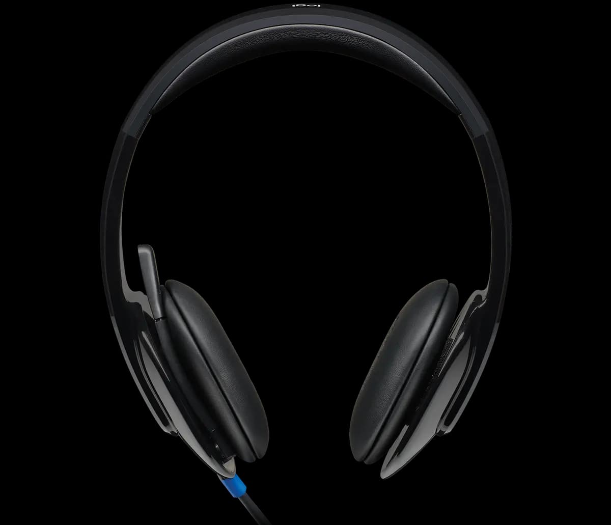 Logitech H540 USB Computer Headset - Black [7.09 in (180 mm), 9.65 in (245 mm), 3.07 in (78 mm)]