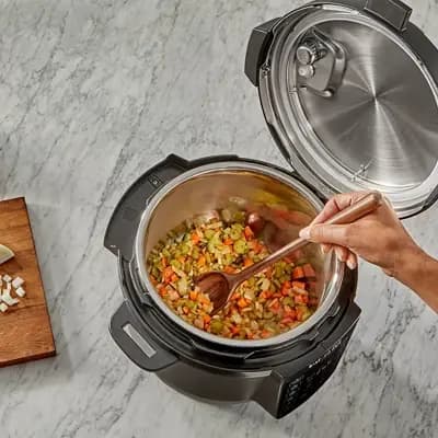 Instant Pot RIO 6qt 7-in-1 Electric Pressure Cooker & Multi-Cooker Black: Instapot, Slow & Rice Cooker [6 Quart, 1000 Watts, Stainless Steel]