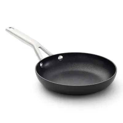 Calphalon 8" Hard Anodized Aluminum Nonstick Fry Pan [8 Inches, 3.35 Pounds, Hard Anodized Aluminum]