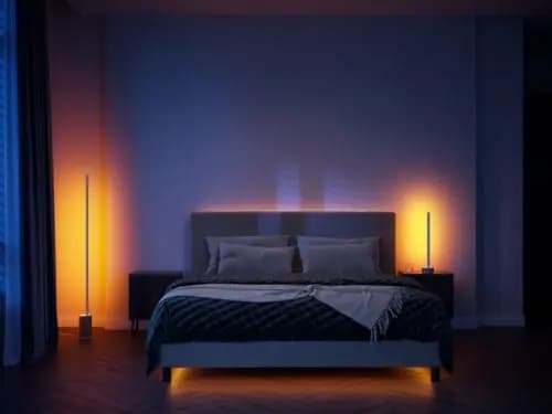 Philips Hue Signe Gradient Table Lamp - Oak [Nominal lifetime 25,000, Color White, Material Aluminium, Wood]