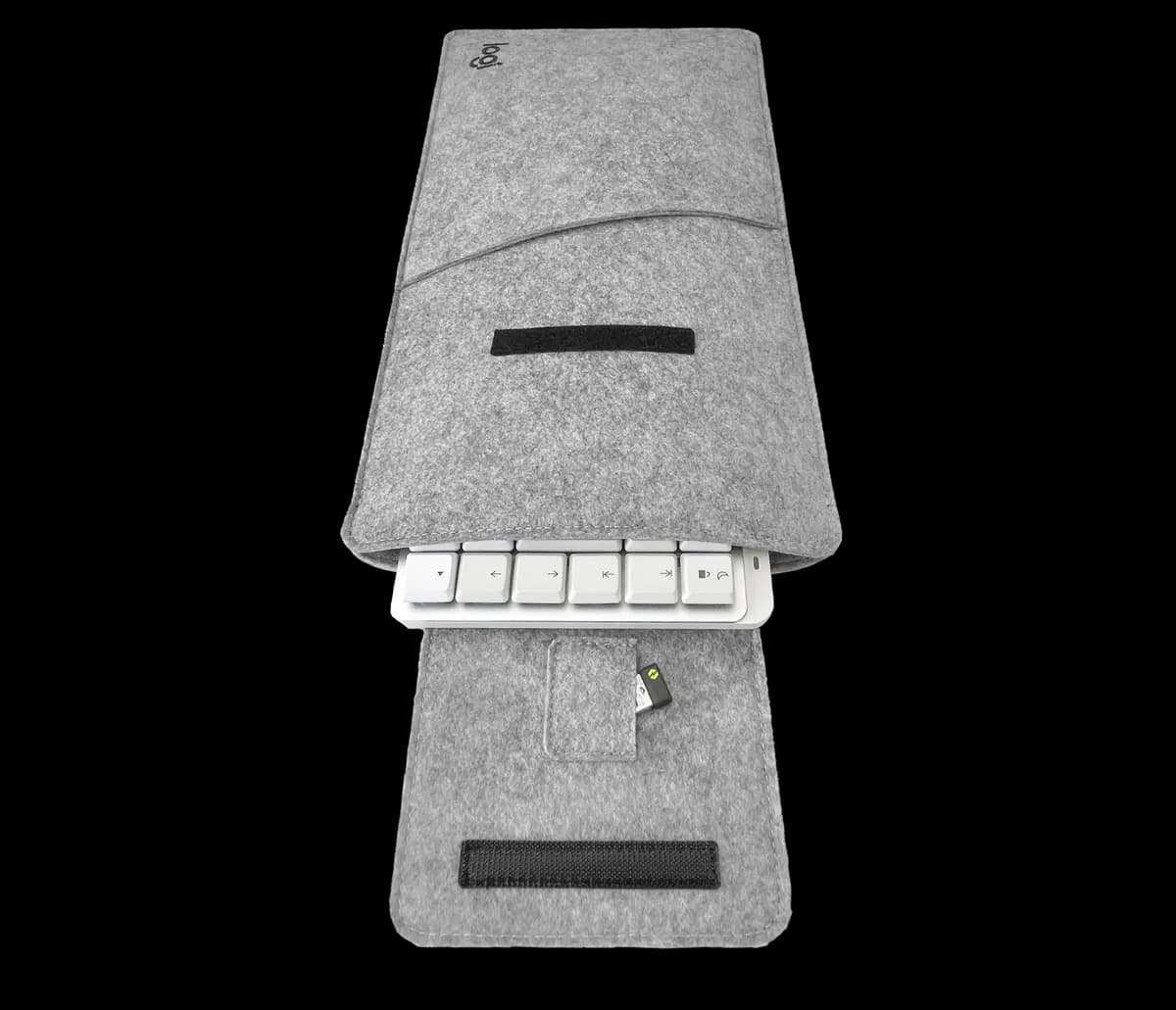 Logitech MX Keyboard Sleeve - Grey Black [13.39 in (340 mm), 7.28 in (185 mm), 0.47 in (12 mm)]