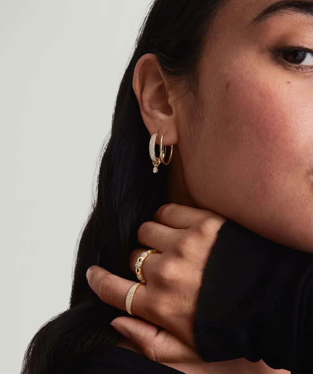 Mejuri Between Hoops 10k Yellow Gold [10k Yellow Gold, 18 mm, Hollowed 14K gold]