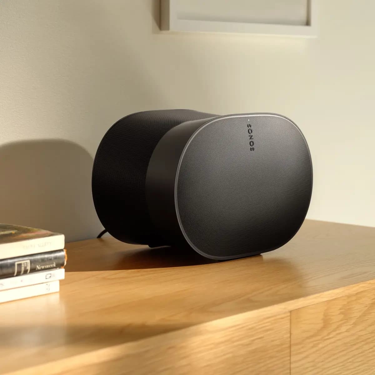 Sonos Era 300 - Black [7.28 in (185 mm), 10.24 in (260 mm), 6.30 in (160 mm)]