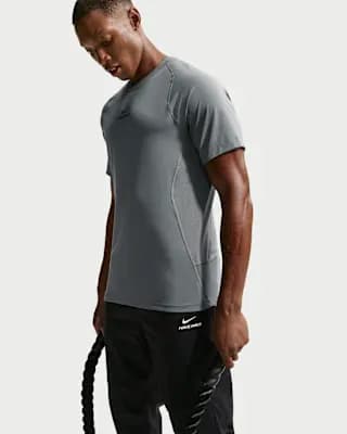 Nike Pro Training Men's Dri-FIT Short-Sleeve Top Smoke Grey/Black [100% polyester, Machine wash, XS-4XL]