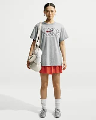 Nike Sportswear Classic Women's Oversized T-Shirt Dark Grey Heather [Dark Grey Heather, Ribbed collar, 100% cotton]