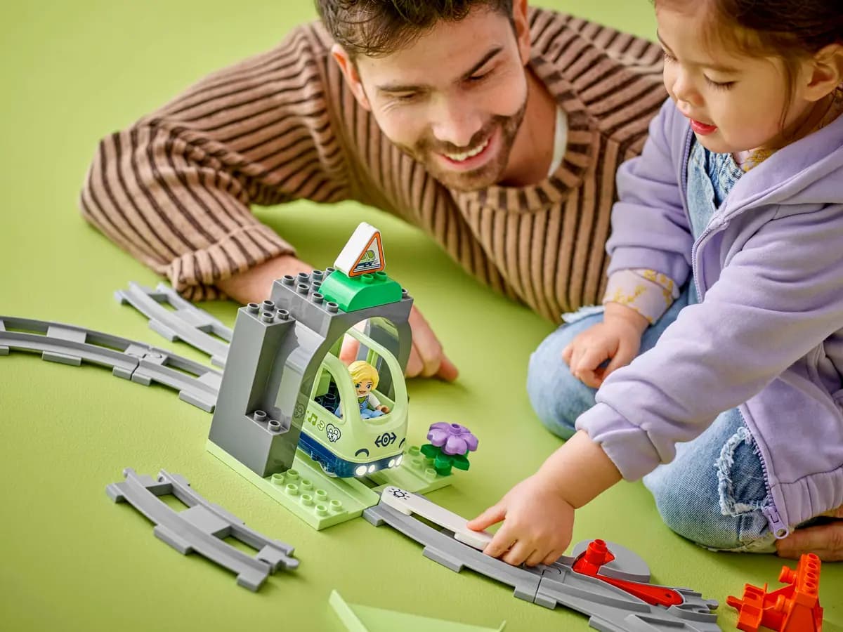 LEGO Train Tunnel and Tracks Expansion Set 10425 [20 pieces, ages 2+, DUPLOÃƒÆ’Ã†â€™ÃƒÂ¢Ã¢â€šÂ¬Ã…Â¡ÃƒÆ’Ã¢â‚¬Å¡Ãƒâ€šÃ‚Â®]