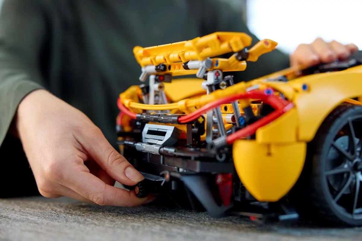 LEGO McLaren P1™ 42172 [3893 pieces, ages 18+, Technic™]