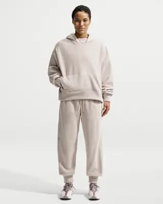 Nike One Women's Therma-FIT Oversized Pullover Hoodie Cream II/White [Body: 100% polyester. Pockets: 75% polyester/13% cotton/12% rayon., Machine wash, XXS (00)-XXL (20–22)]