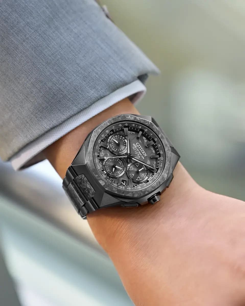 Citizen ATTESA CC4107-80H [43.2mm, F950 Eco-Drive, WR100/10Bar/333ft]