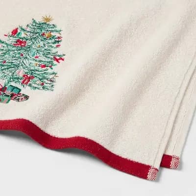 Threshold 2pk Embroidered Tree Christmas Hand Towel Ivory - Thresholdâ„¢ [100% Cotton, Midweight (450-550 GSM), HOHENSTEIN HTTI]