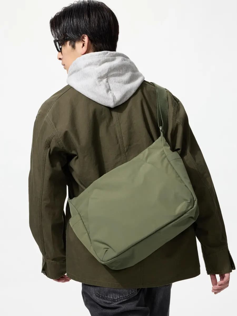 Uniqlo Utility Shoulder Bag Black [Imported, Do not wash, Do not dry clean, BLACK]