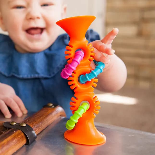 Fat Brain Toy Co. pipSquigz Loops [6 x 2 x 2 inches, 6 months, China]
