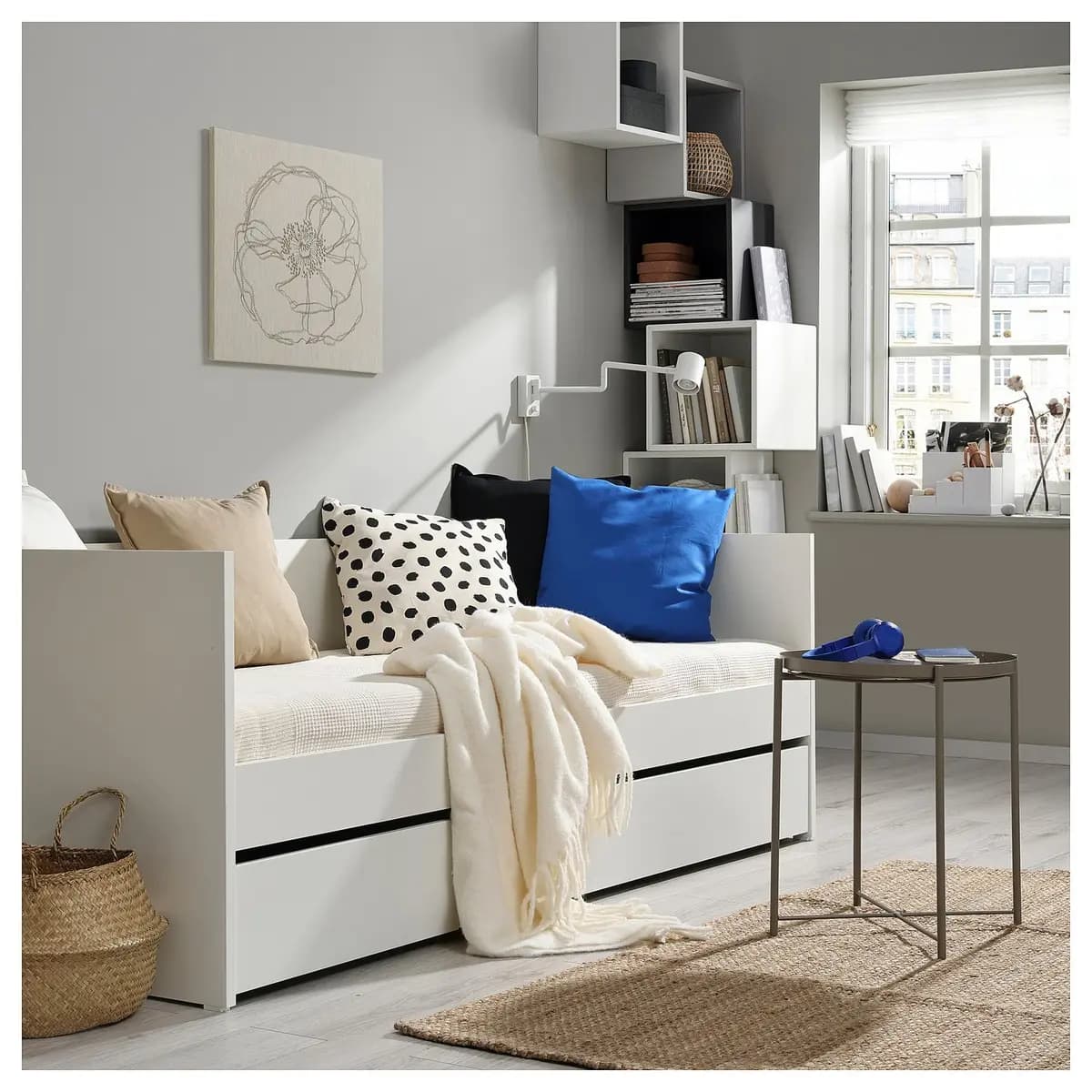 IKEA VIHALS Trundle bed, white Twin [Base length 75 1/4 ", Bed width 39 3/4 ", Height 9 7/8 "]