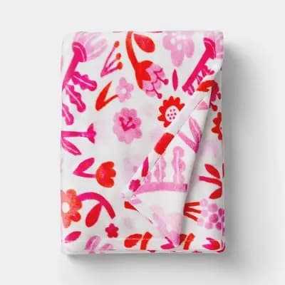 Room Essentials Valentine's Day Floral Printed Plush Throw Ivory/Pink/Red - Room Essentialsâ„¢ [100% Recycled Polyester, Midweight Fabric, Contains Recycled Content]
