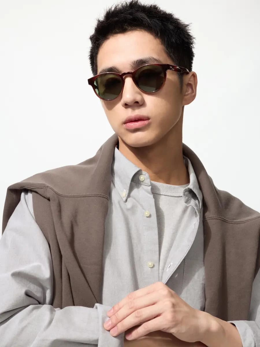 Uniqlo Boston Sunglasses Dark Brown [Imported, UV400 lenses block approximately 99% of UV rays., Made from flexible plastic for comfort.]