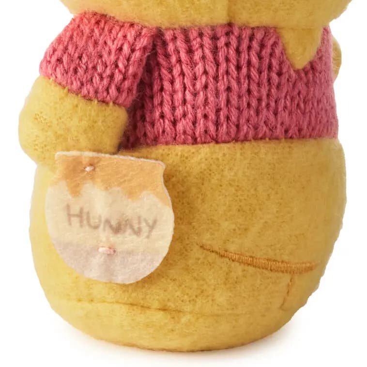 itty bittys Disney Winnie the Pooh Plush [3'' W x 4'' H x 2.25'' D, 1, To clean, wipe with a damp cloth., 1KDD2257]