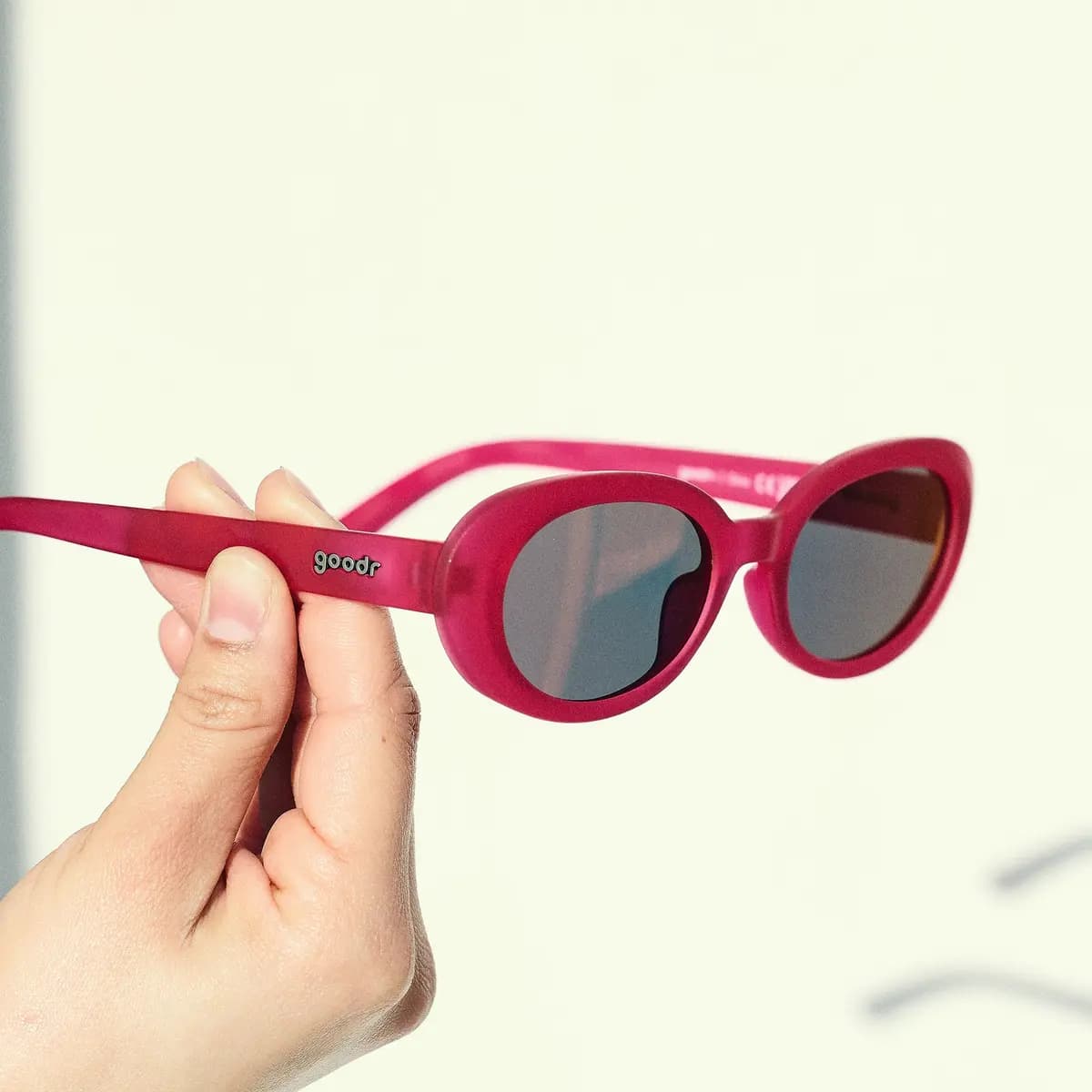 goodr Dancing Through Dimensions Hot Pink Oval [polarized lenses, UV400, premium polymer]
