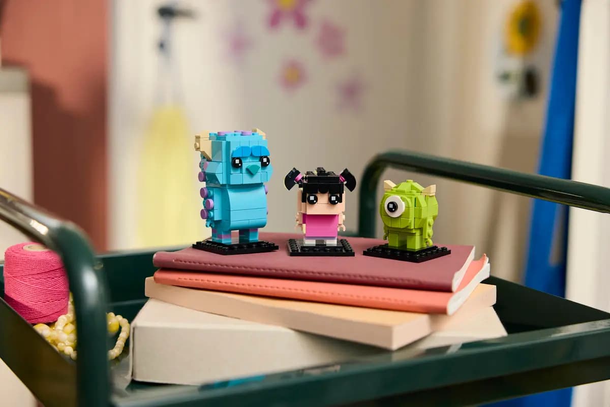 LEGO Sulley, Mike and Boo Figures 40861 [303 pieces, ages 10+, BrickHeadz]
