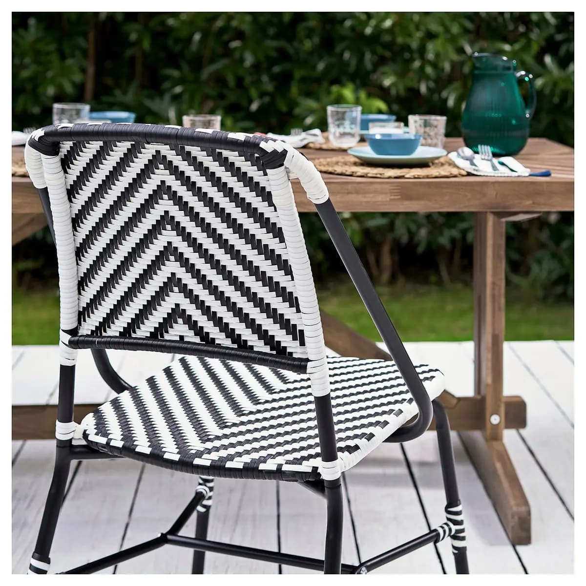 IKEA VASSHOLMEN Chair, in/outdoor, black/white [Width 22 7/8 ", Depth 23 5/8 ", Height 36 1/4 "]