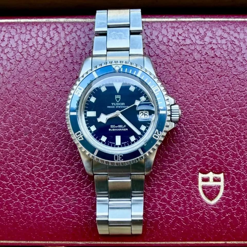 Tudor Submariner Snowflake Tudor Submariner 9411/0. Blue. Glossy dial.