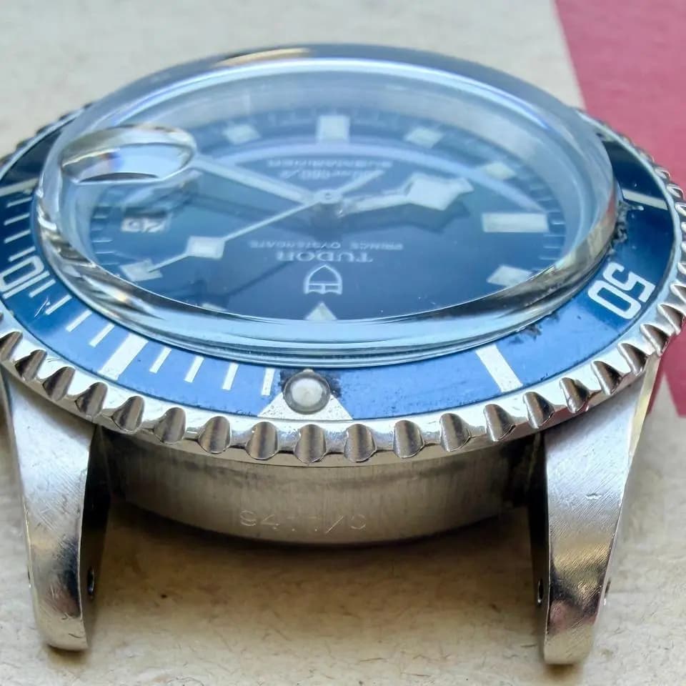 Tudor Submariner Snowflake Tudor Submariner 9411/0. Blue. Glossy dial.