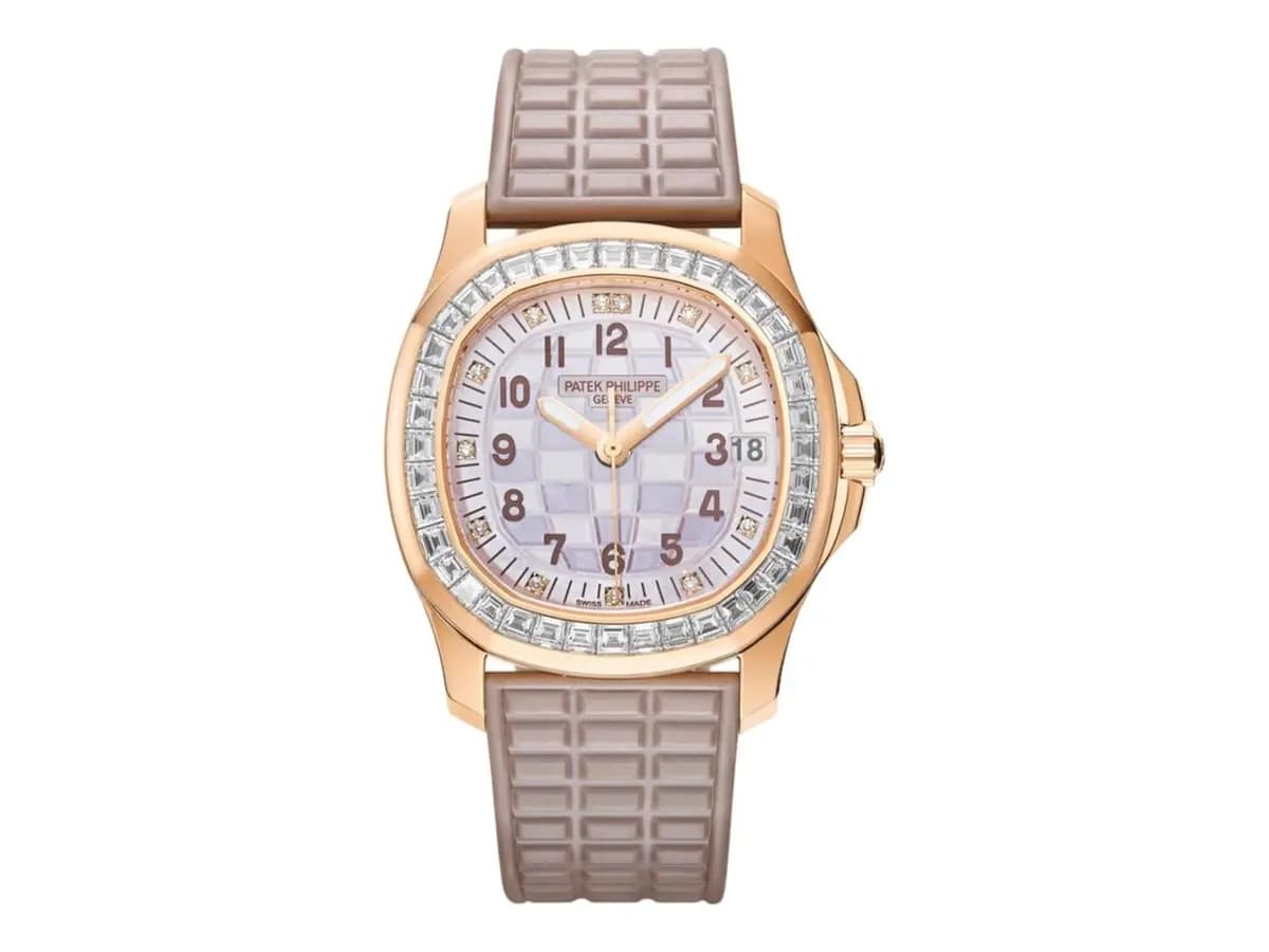 Patek Philippe Aquanaut 5072R Unworn Full Set