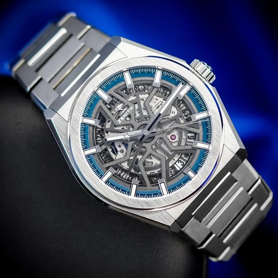 Zenith Defy Classic 41mm Titanium • Skeletonized Dial • Box & Papers