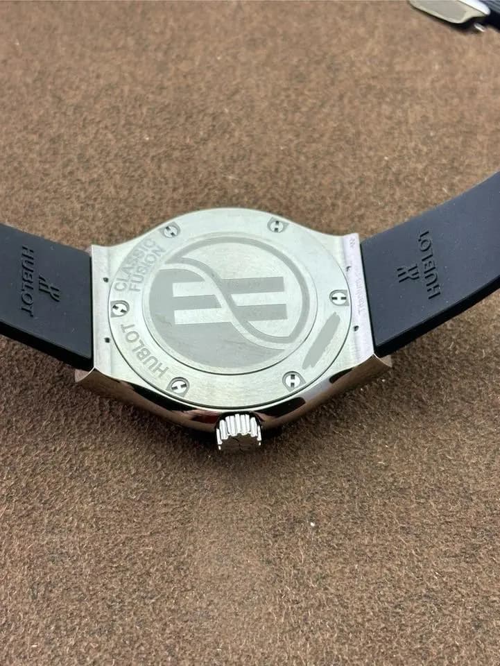 Hublot Classic Fusion Diamonds 33mm full set, new